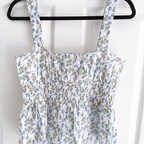 NWT J Crew Smocked Waist Top in Liberty Rose Floral - Picture 4 of 6